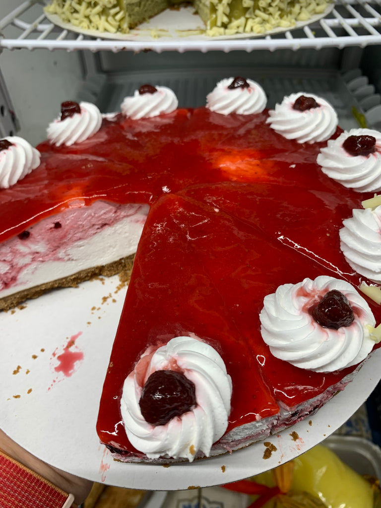 Strawberry Cheesecake (Vegan and Halal)